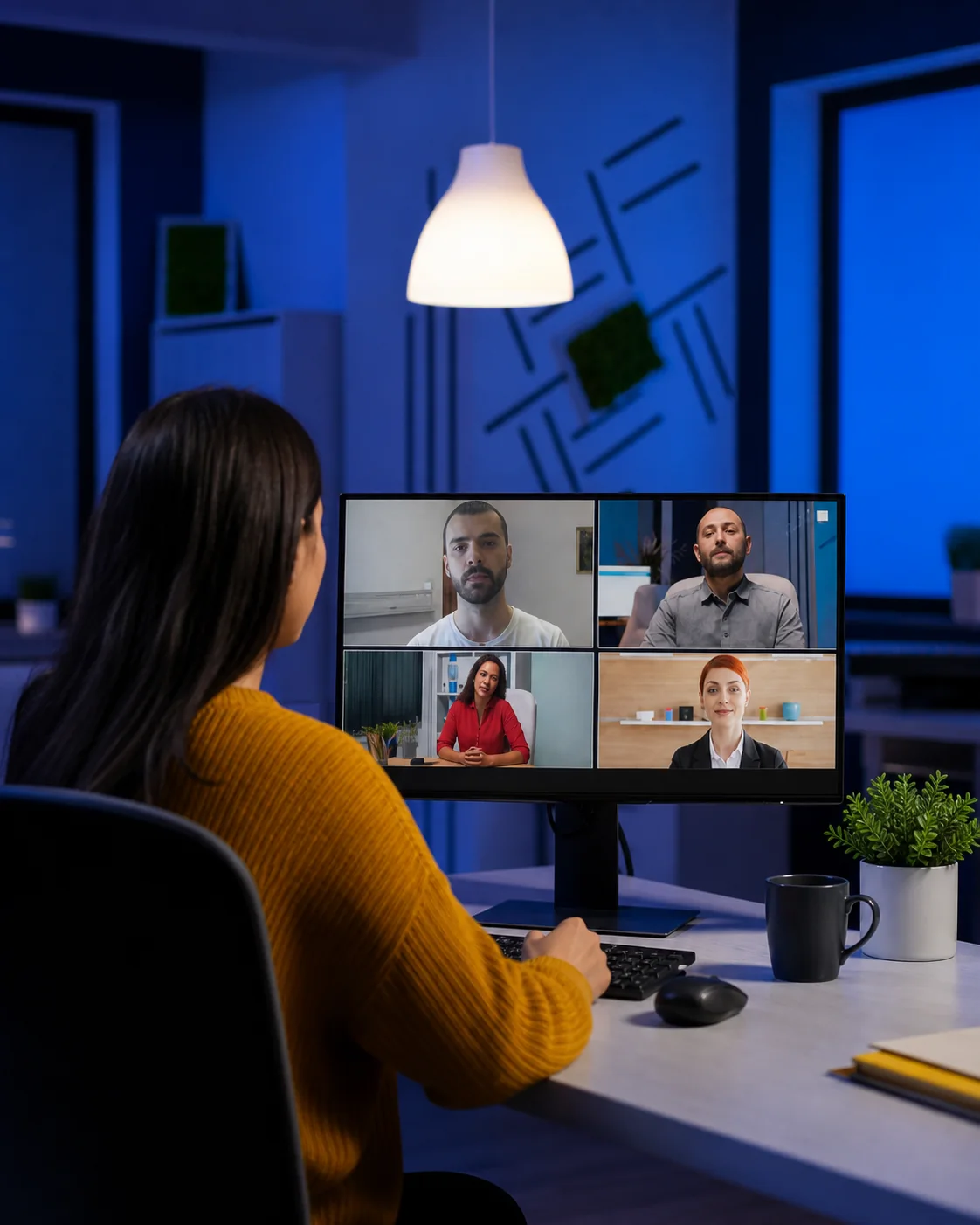 Consultor de Jexora trabajando en una solución digital